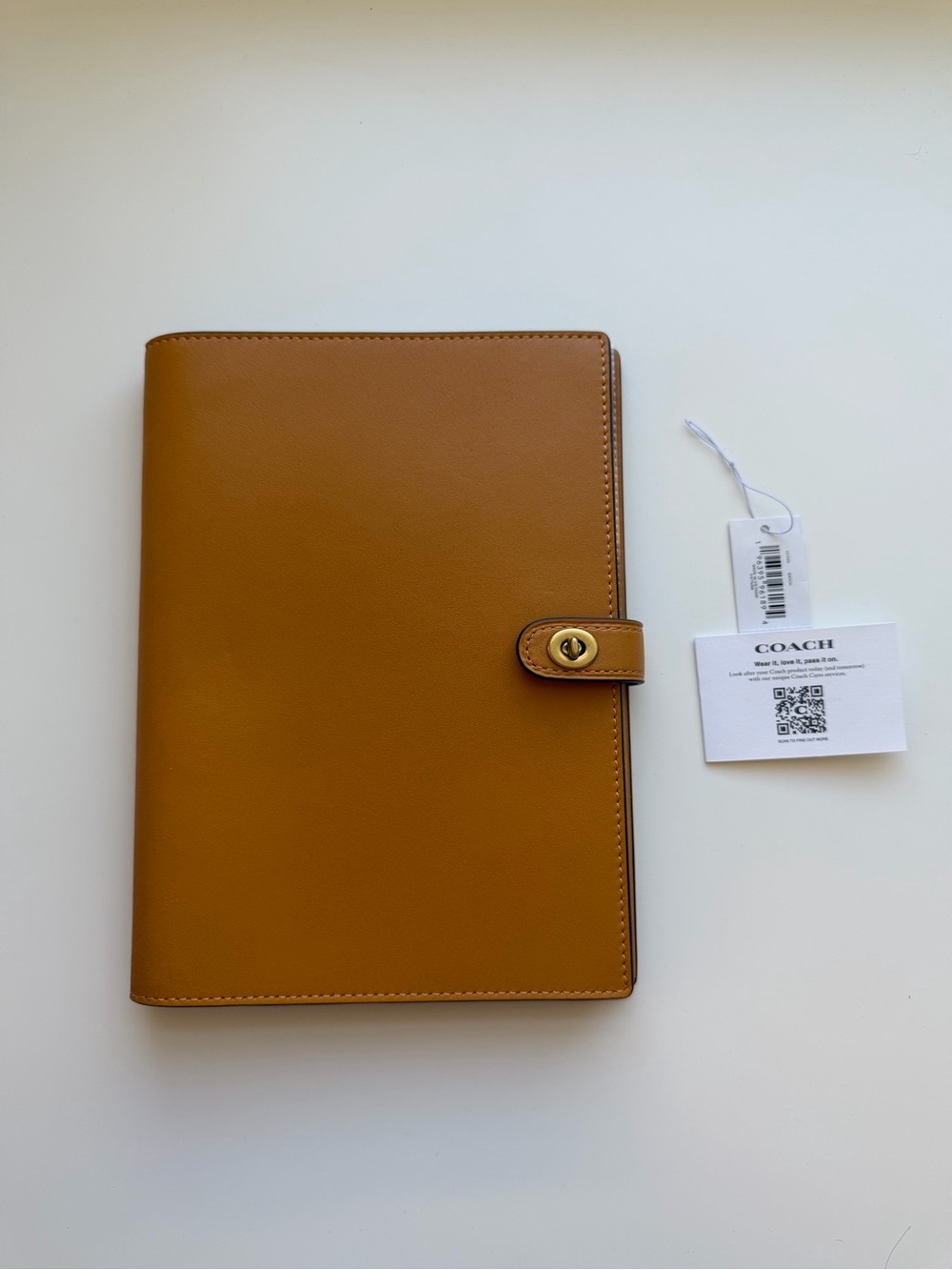 ❌SOLD❌ Coach Notebook - Picture 4 of 7